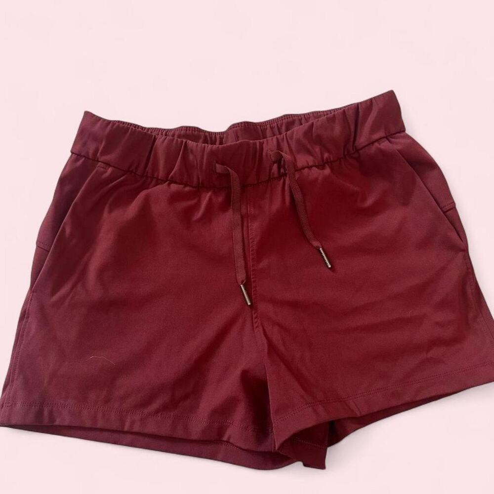 Womens atheltic burgundy shorts